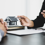 Chuyên viên kinh doanh bất động sản: Công việc và yêu cầu nghề nghiệp