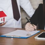 Làm Nghề Môi Giới Nhà Đất: Cơ Hội, Thách Thức và Kỹ Năng Cần Có