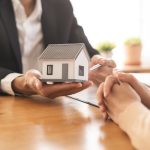 Đăng Ký Làm Môi Giới Nhà Đất Chi Tiết Cho Người Mới Bắt Đầu
